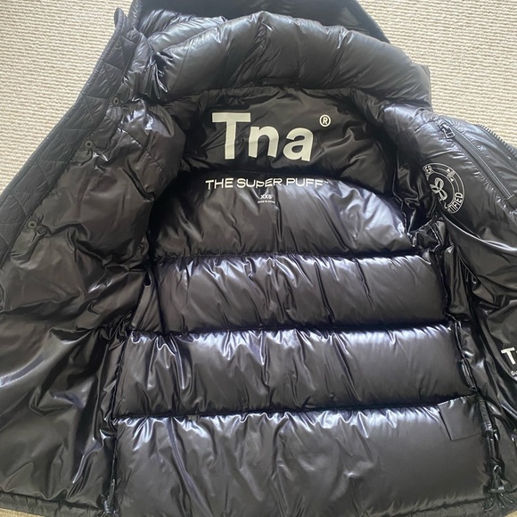 COPY - TNA Women’s Super Puff Parka - Picture 4 of 6